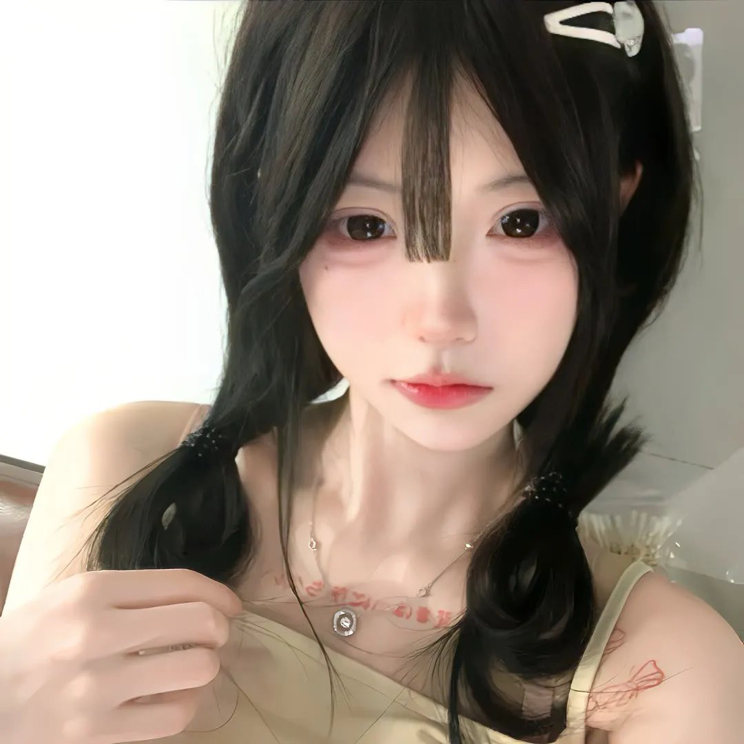 公园里的女孩